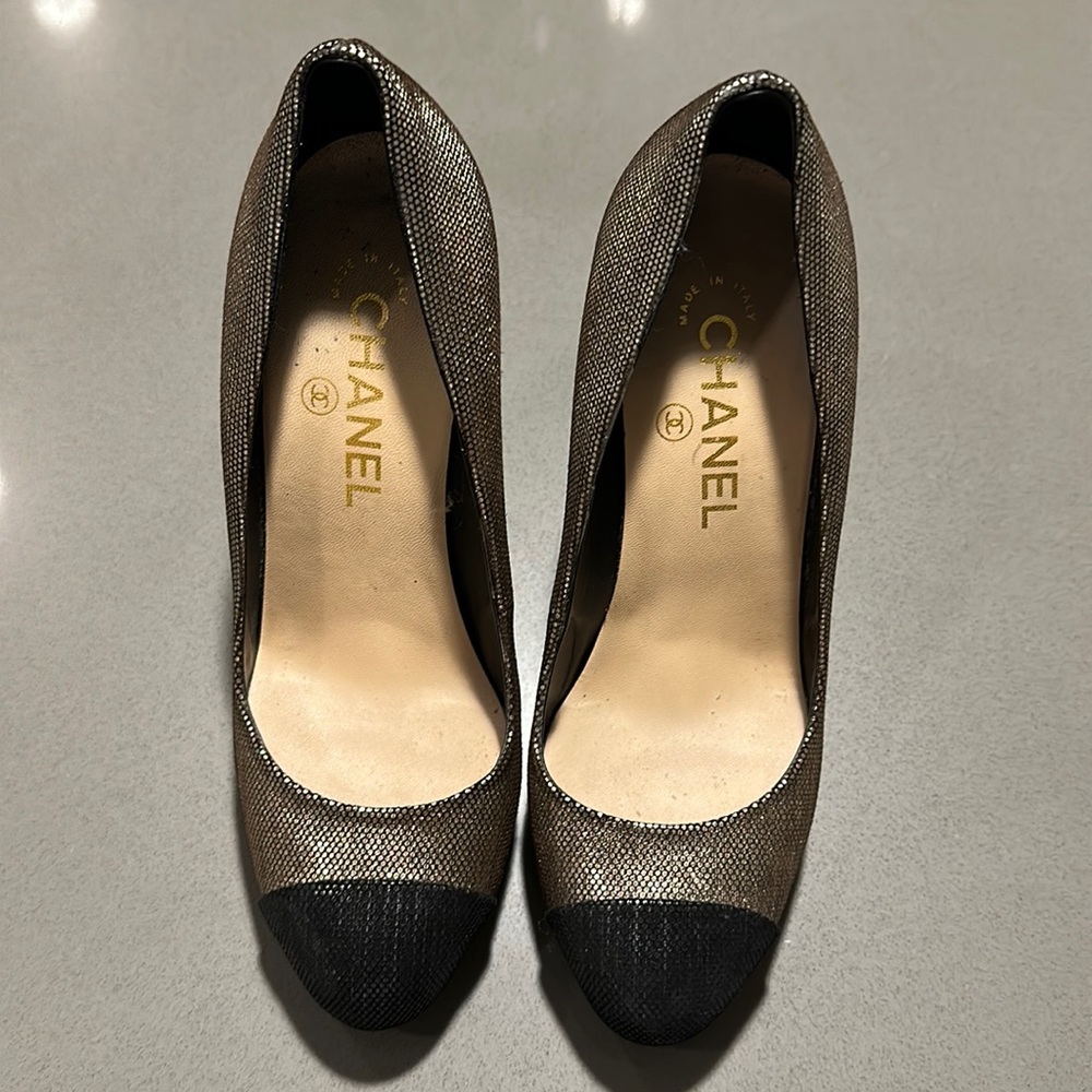 Chanel Shoes Chanel Auth G28289 Black and Silver Metallic Platform Stilettos